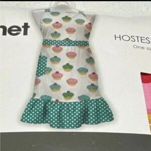 Gourmet Club Hostess Apron Green with White Polka Dots Cup Cake Design